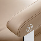 braccioli-ergonomici-imbottiti-poltrona-parrucchiere-beige